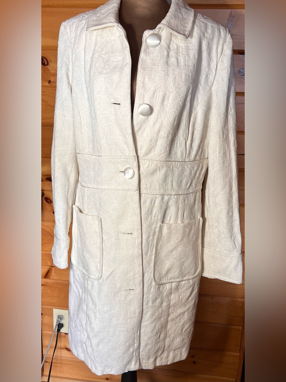 Nine & Co. Cream Textured Long Blazer Coat